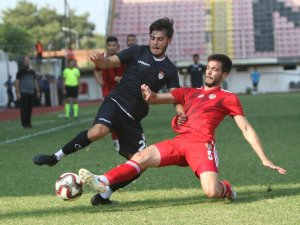 Kupada Manisa derbisinde gülen taraf Turgutlu oldu