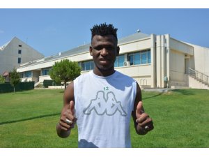 Abdullahi Shehu: "Bursaspor için transfer tekliflerini değerlendirmedim"