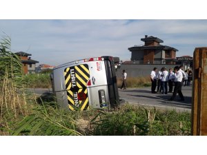 GÜNCELLEME -Beylikdüzü'nde okul servisi kaza yaptı