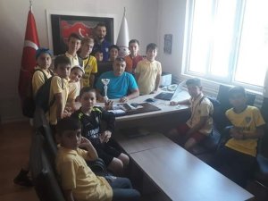 Futbol Okulu’ndan profesyonelliğe ilk adım