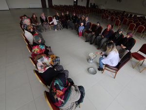 Tarımsal Eğitimlerle Bilinçli ve Kaliteli Üretim Sağlanıyor