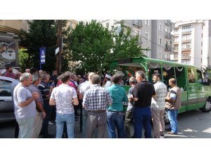 Ataşehir’de oğlu tarafından vahşice öldürülen baba son yolculuğuna uğurlandı