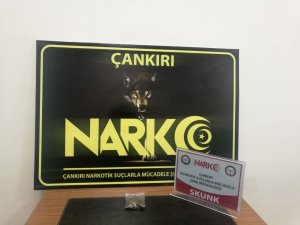 Şahısların üzerinde yasaklı madde yakalandı