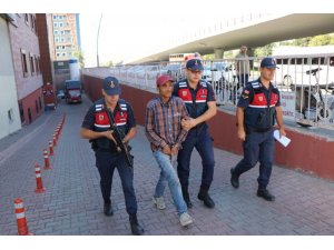 Kayseri’de DEAŞ operasyonu: 3 gözaltı