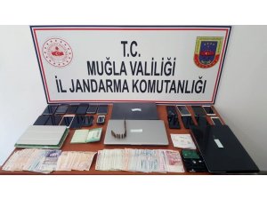 Jandarma’dan insan ticareti ve fuhuş operasyonu