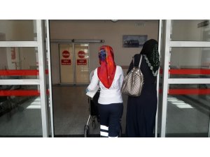 Oğlu tarafından darp edilen kadın hastanelik oldu