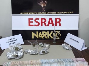 Zehir taciri bir kişi yakalandı