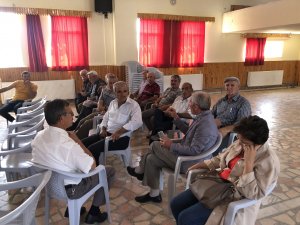 Başkan Çiğdem, çilek üreticileriyle buluştu