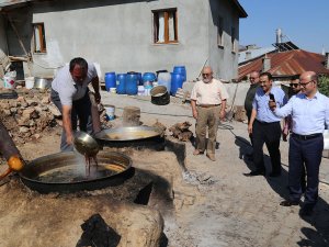 Hadim'de sezonun son pekmez kazanı kaynatıldı