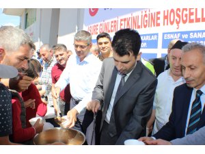 Suşehri Kaymakamlığından vatandaşlara aşure ikramı