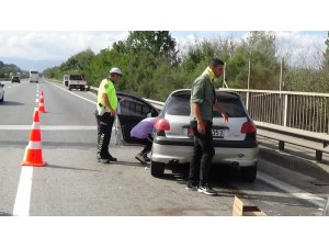 Düzce TEM’de trafik kazası: 2 kişi yaralı