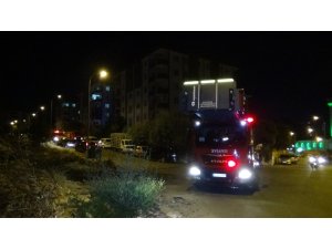 İçtiği sigara evi yaktı, yanarak ölmekten komşuları kurtardı