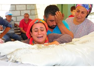 Av tüfeğiyle vurulan Gamze gelinliği ile defnedildi