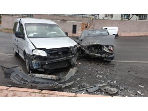 Kayseri’de kaza: 2 yaralı