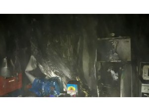 Samandağ’da korkutan ev yangını