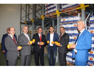 Egeli yaş meyve sebze ihracatçıları, Kuzey Makedonya pazarında ilgi gördü