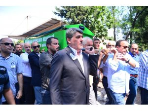 Serdar Adalı’nın annesi toprağa verildi
