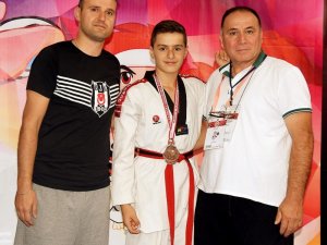 Bursa’nın gururu Emek Spor oldu