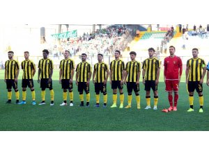 TFF 1. Lig: İstanbulspor: 2 - Giresunspor: 1