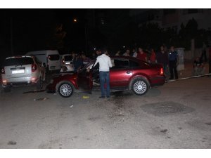 Polisten kaçtı, park halindeki araca çarptı yakalandı