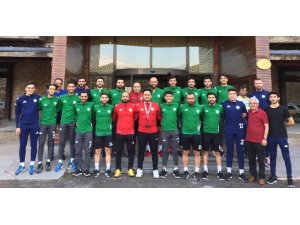 Yahyalıspor umut verdi