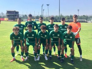 U 19 galip, U17 mağlup