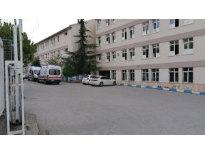 Kocaeli’de lise öğrencileri çiğ köfteden zehirlendi