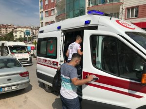 Yabancı uyruklu genç ilaç içerek intihar girişiminde bulundu