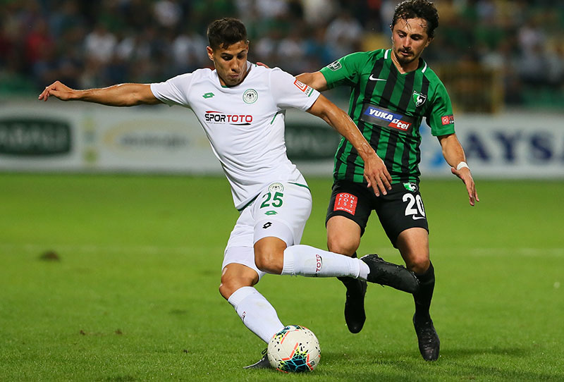 Alper Uludağ ilk maçında göz doldurdu