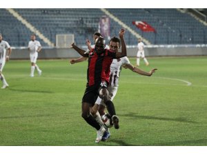 TFF 1. Lig: Hatayspor: 0 - Fatih Karagümrük : 0
