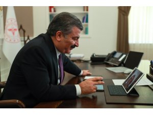 Sağlık Bakanı Koca’dan Almanya’da yılın doktoru seçilen Dr. Dilek Gürsoy’a tebrik