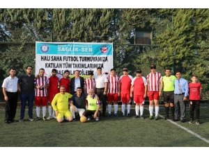 Görme engelli sağlıkçılardan futbol şovu