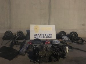 Çalıntı araç parçalanmış halde bulundu