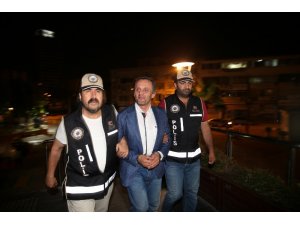 FETÖ borsasının kilit ismi duruşmada ağlayarak tahliye istedi