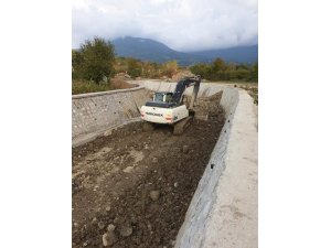Cide’de Kuz Deresinde çalışmalar başlatıldı