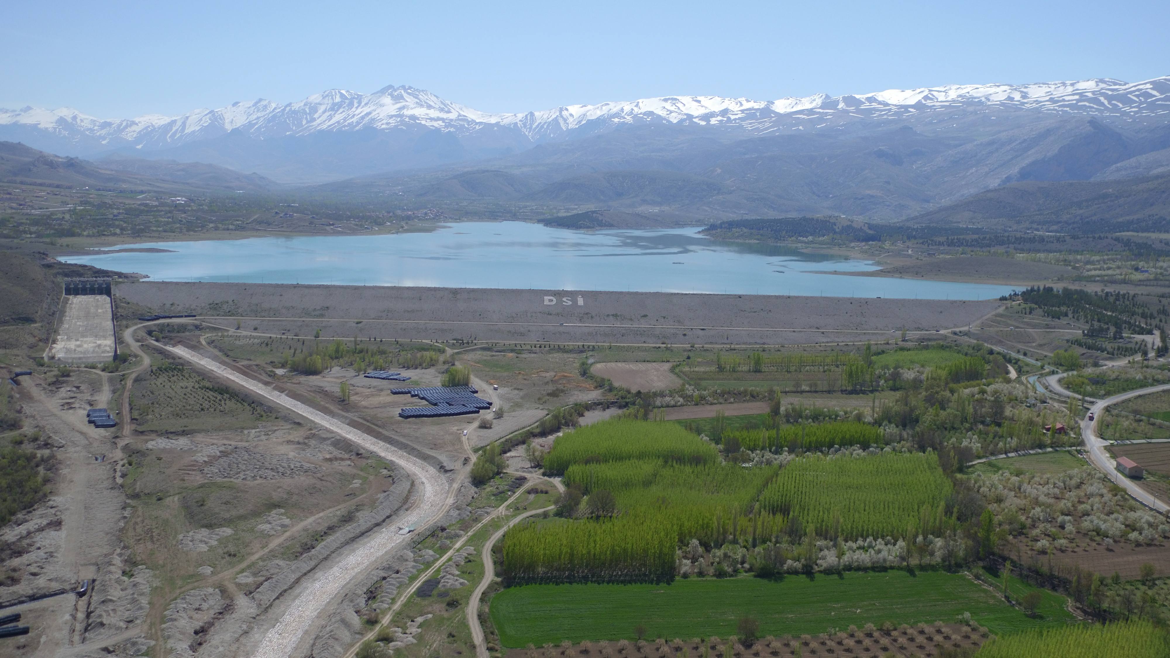 İvriz Sulama projeleri 400 bin dekar araziyi modern sulamaya kavuşturacak