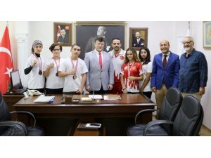Aydınlı sporculardan boksta 5 madalya