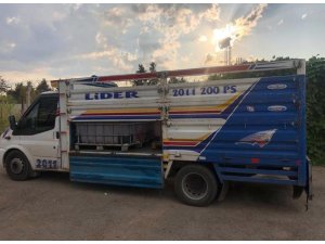 Adana’da 5 bin litre kaçak yağ ele geçirildi