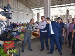 Karapınar Kaymakamı Onur Kökçü'nün pazar ziyareti
