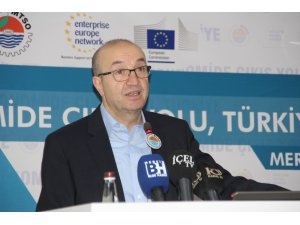 Ekonomist Uzunoğlu: “Artık büyümeyen bir dünya ekonomisi var”