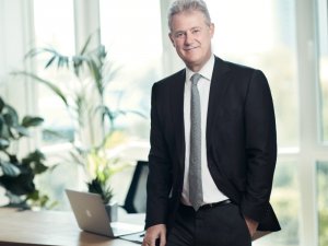 "İzmir için ses getirecek iki projemiz var"