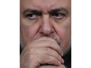 Zarif'ten ABD ve AB ülkelerinin gösterilerle ilgili açıklamalarına tepki
