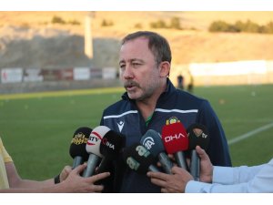 PFDK'den Sergen Yalçın'a 4 maç men cezası