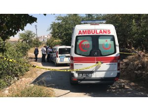 Tartıştığı eşini bıçaklayarak öldürdü