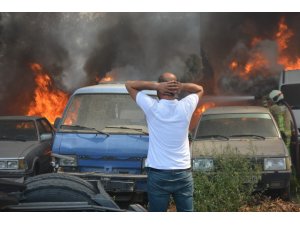 Bursa’da 24 aracın küle döndüğü yangını çıkaran kişi yakalandı