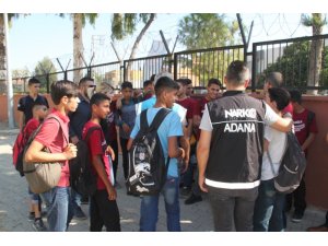 Okul önleri emin ellerde