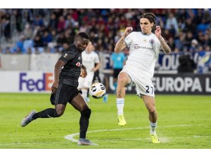 UEFA Avrupa Ligi: Slovan Bratislava: 1 - Beşiktaş: 2 (İlk yarı)