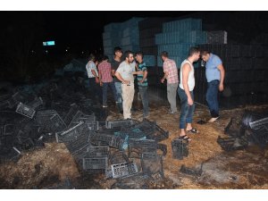 Alaşehir’de plastik kasa imalathanesinde yangın