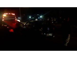 Bursa’da otomobil yan yattı, sürücü ölümden döndü