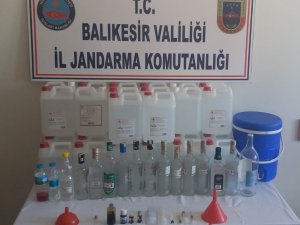 Susurluk’ta jandarmadan kaçak içki operasyonu